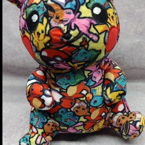 Pokémon Pikachu Shibuya Graffiti Plush 8 Inches Limited Edition RARE Stuffed N7 - Picture 3 of 6